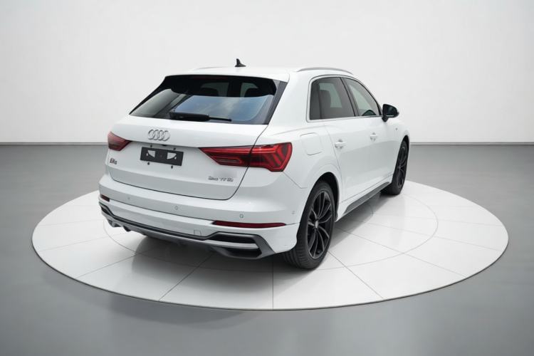 Used Audi Q3 2023 35 TFSI Fashion Dynamic Model (1.4T) Rear Right 45 Deg