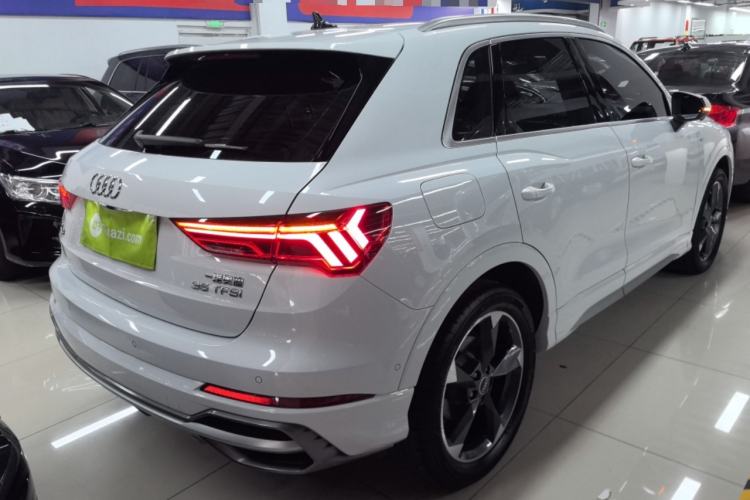 Used Audi Q3 2023 35 TFSI Fashion Dynamic Model (1.5T) Rear Right 45 Deg
