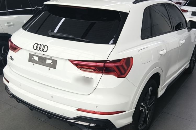 Used Audi Q3 2023 45 TFSI quattro Fashion Dynamic Edition Rear Right 45 Deg