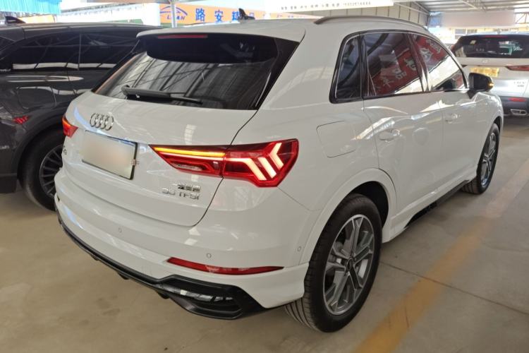 Used Audi Q3 2023 35 TFSI Fashion Dynamic Model (1.5T) Rear Right 45 Deg