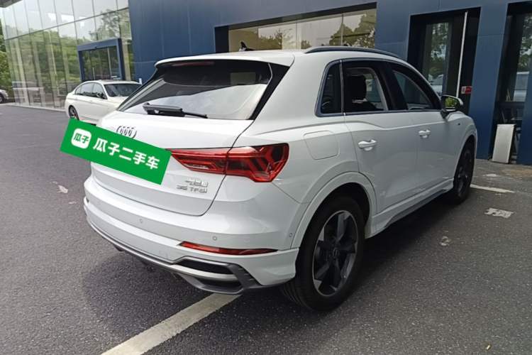 Used Audi Q3 2023 35 TFSI Fashion Dynamic Model (1.4T) Rear Right 45 Deg