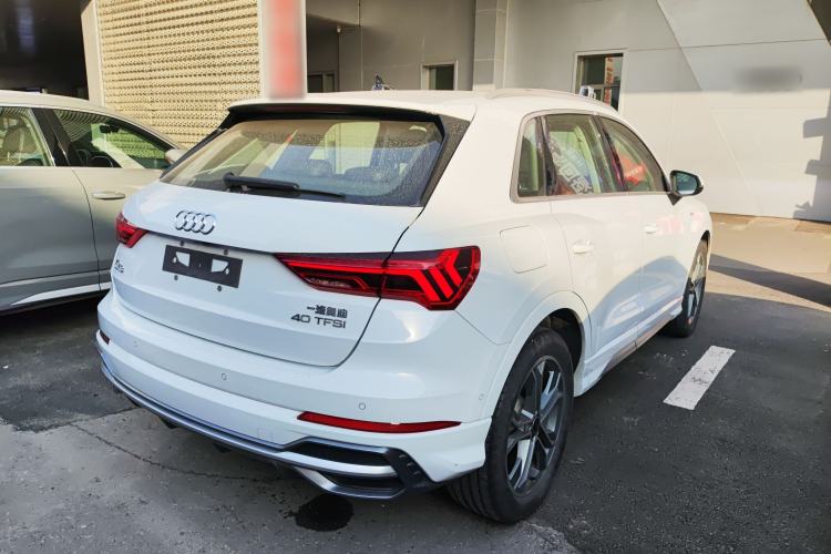 Used Audi Q3 2023 Updated 40 TFSI Fashionable and Dynamic Version Rear Right 45 Deg