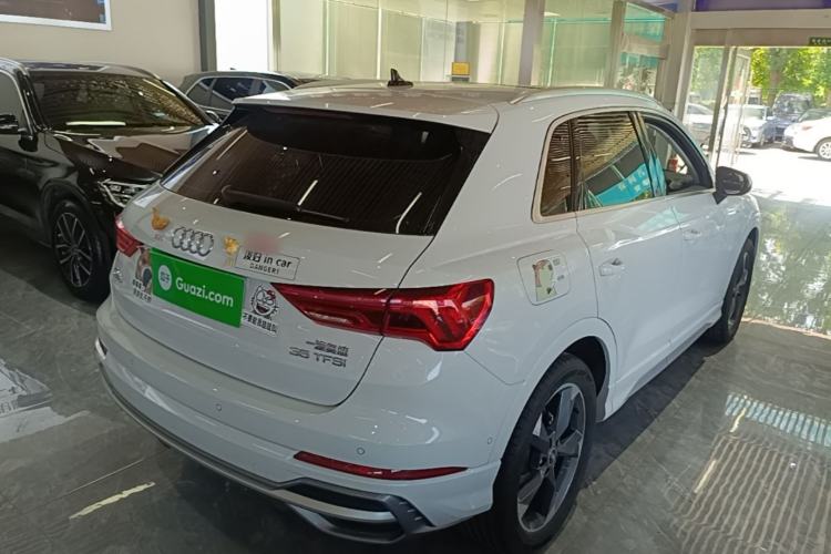 Used Audi Q3 2023 35 TFSI Fashion Dynamic Model (1.5T) Rear Right 45 Deg