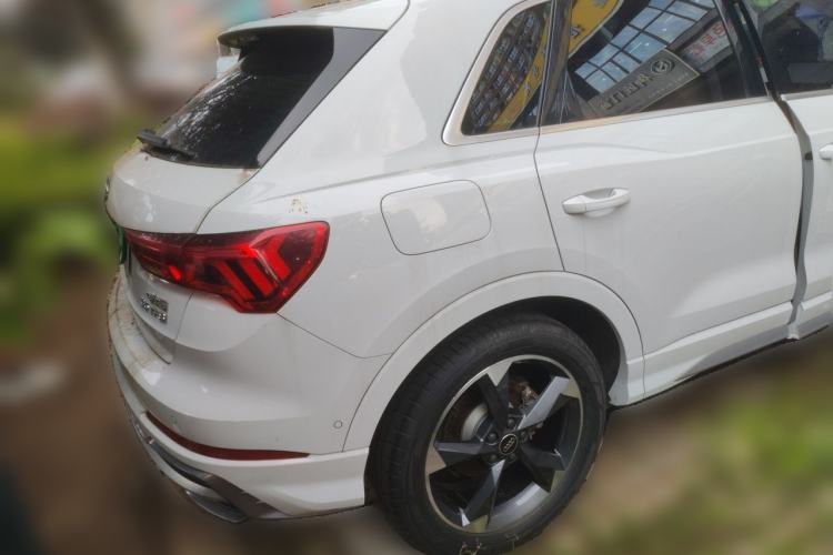 Used Audi Q3 2023 35 TFSI Fashion Dynamic Model (1.5T) Rear Right 45 Deg