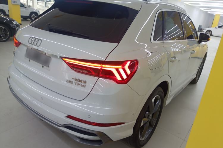Used Audi Q3 2023 35 TFSI Fashion Dynamic Model (1.4T) Rear Right 45 Deg