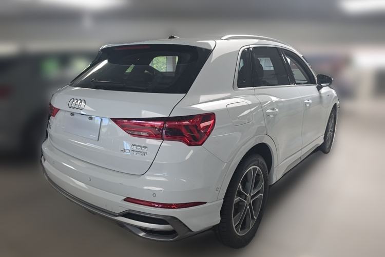 Used Audi Q3 2023 Updated 40 TFSI Fashionable and Dynamic Version Rear Right 45 Deg