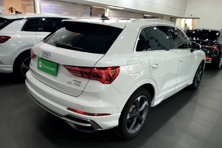 Used Audi Q3 2023 35 TFSI Fashion Dynamic Model (1.5T) Rear Right 45 Deg