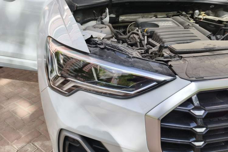 Used Audi Q3 2023 35 TFSI Fashion Dynamic Model (1.4T) Right Front Headlight