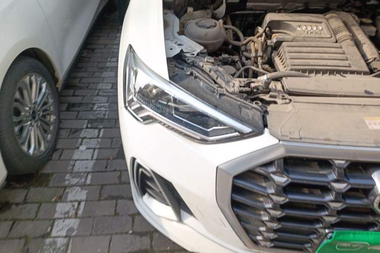 Used Audi Q3 2023 35 TFSI Fashion Dynamic Model (1.4T) Right Front Headlight