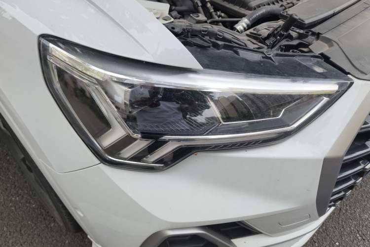 Used Audi Q3 2023 35 TFSI Fashion Dynamic Model (1.4T) Right Front Headlight