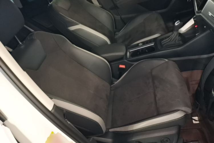Used Audi Q3 2023 35 TFSI Progressive Dynamic Edition (1.4T) Right Front Seat
