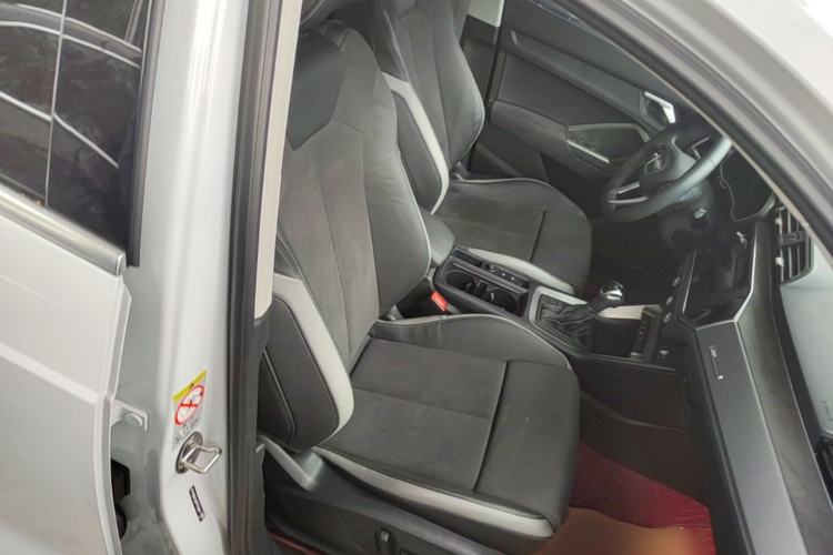 Used Audi Q3 2023 35 TFSI Advanced Dynamic Edition (1.5T) Right Front Seat