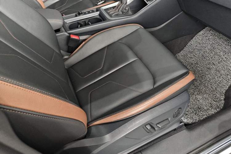 Used Audi Q3 2023 35 TFSI Fashion Elegant Version (1.5T) Right Front Seat