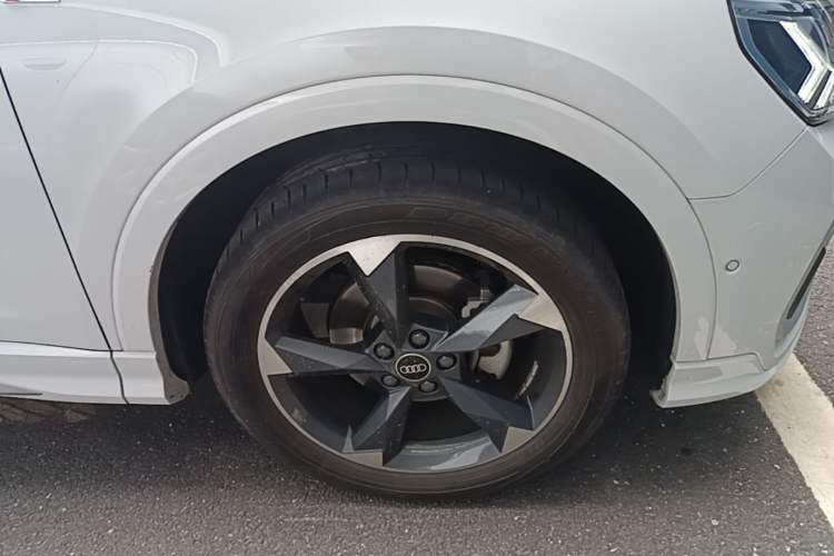 Used Audi Q3 2023 35 TFSI Fashion Dynamic Model (1.4T) Right Front Wheel Hub