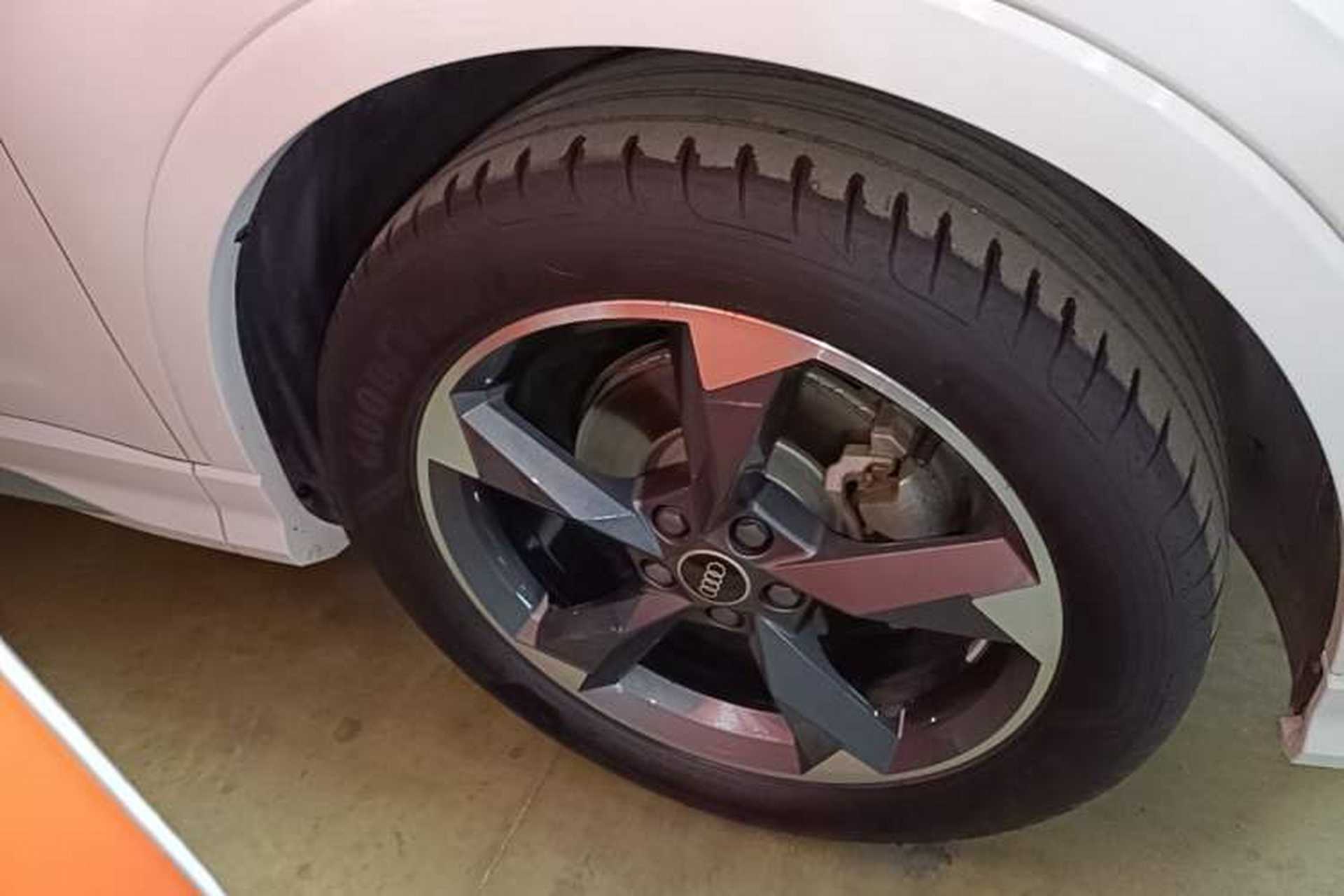 Used Audi Q3 2023 35 TFSI Fashion Dynamic Model (1.5T) Right Front Wheel Hub