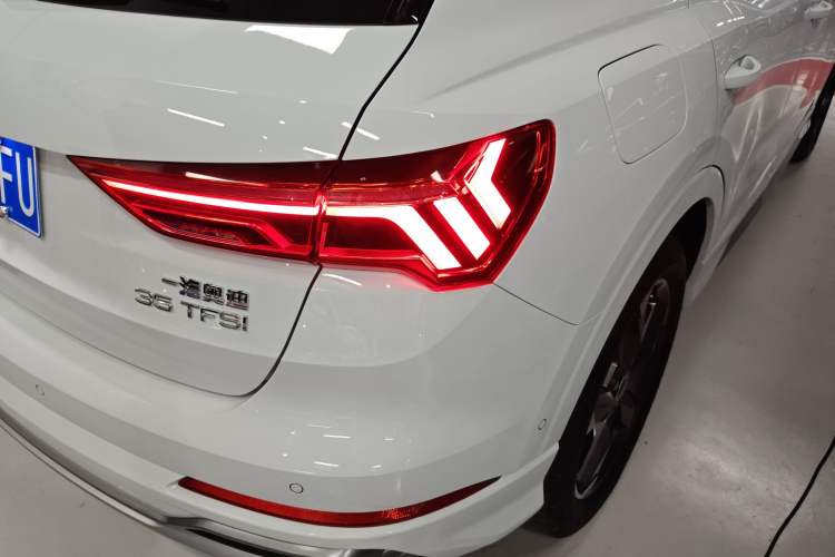 Used Audi Q3 2023 35 TFSI Fashion Dynamic Model (1.4T) Right Rear Taillight