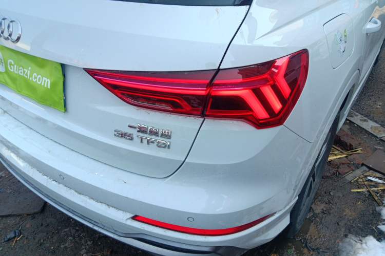 Used Audi Q3 2023 35 TFSI Fashion Dynamic Model (1.4T) Right Rear Taillight