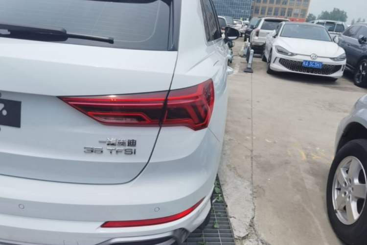 Used Audi Q3 2023 35 TFSI Fashion Dynamic Model (1.4T) Right Rear Taillight