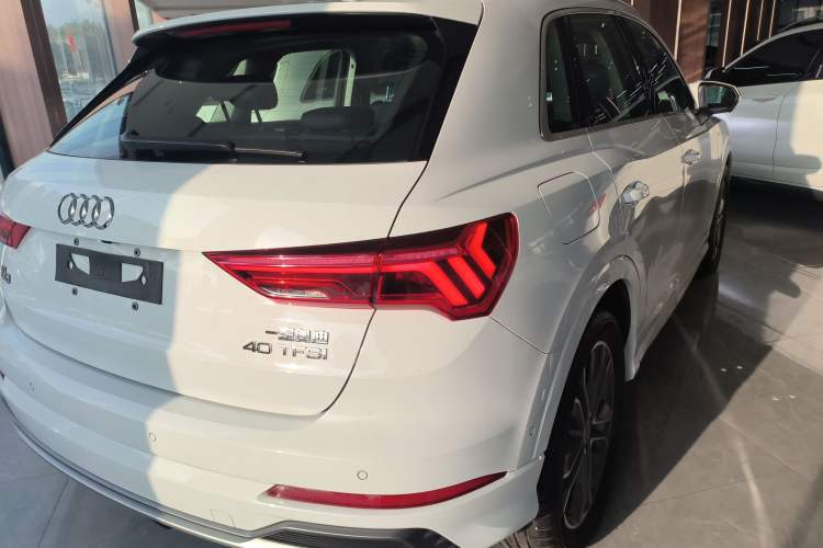 Used Audi Q3 2023 40 TFSI Fashion Dynamic Model Right Rear Taillight