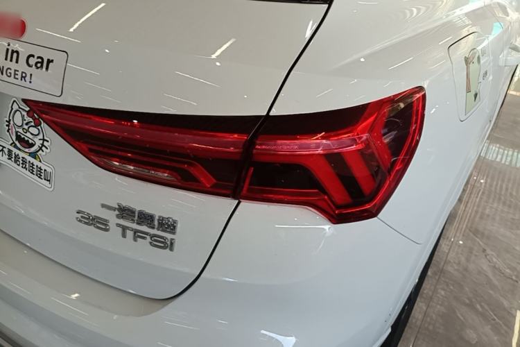Used Audi Q3 2023 35 TFSI Fashion Dynamic Model (1.5T) Right Rear Taillight