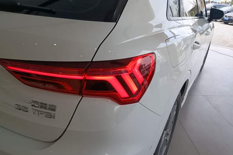 Used Audi Q3 2023 35 TFSI Fashion Dynamic Model (1.4T) Right Rear Taillight