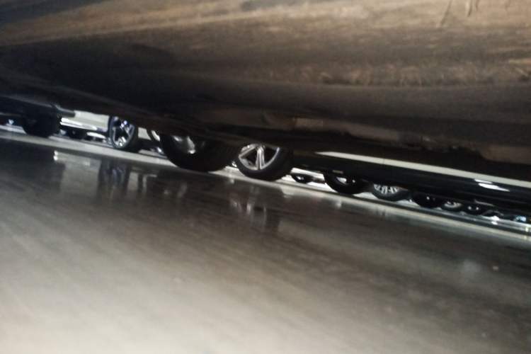 Used Audi Q3 2023 Updated 40 TFSI Fashionable and Dynamic Version Right Side Sill