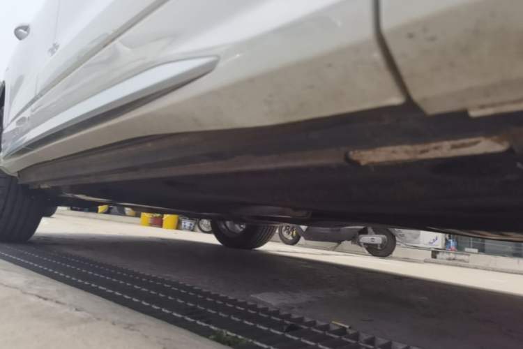 Used Audi Q3 2023 35 TFSI Fashion Dynamic Model (1.4T) Right Side Sill