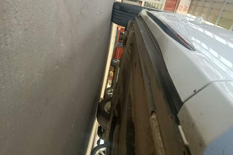 Used Audi Q3 2023 Updated 45 TFSI quattro Stylish and Dynamic Edition Right Side Sill