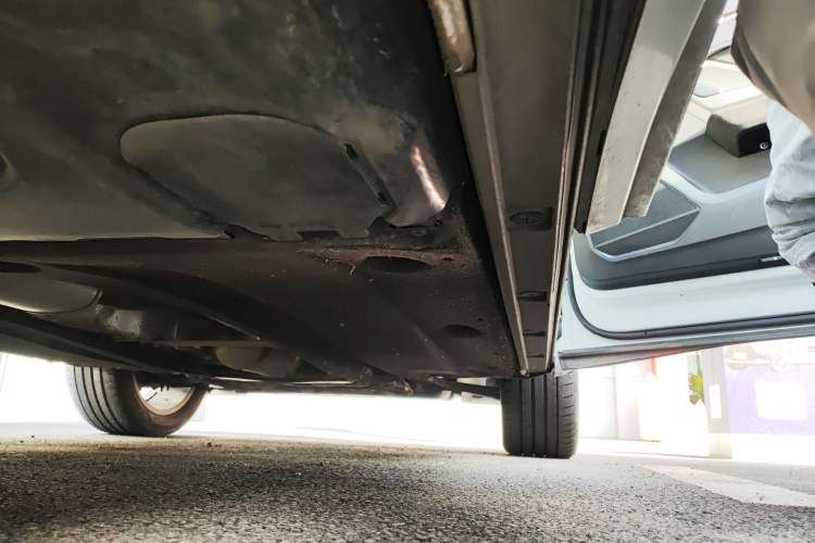 Used Audi Q3 2023 Updated 40 TFSI Fashionable and Dynamic Version Right Side Sill