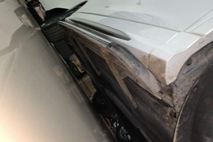 Used Audi Q3 2023 35 TFSI Fashion Dynamic Model (1.5T) Right Side Sill