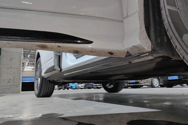 Used Audi Q3 2023 35 TFSI Fashion Dynamic Model (1.4T) Right Side Sill
