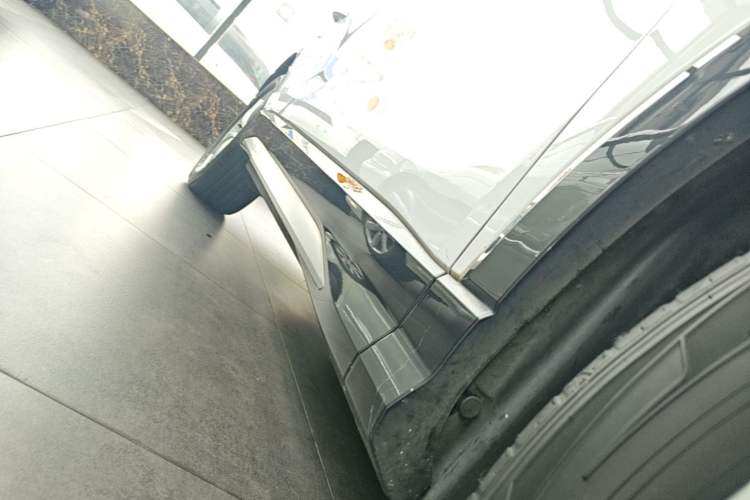 Used Audi Q3 2023 35 TFSI Fashion Elegant Version (1.5T) Right Side Sill