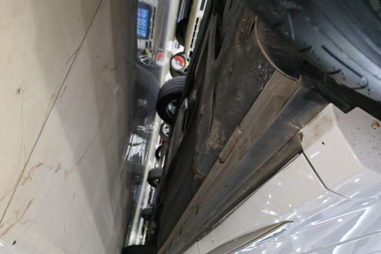 Used Audi Q3 2023 35 TFSI Fashion Dynamic Model (1.4T) Right Side Sill