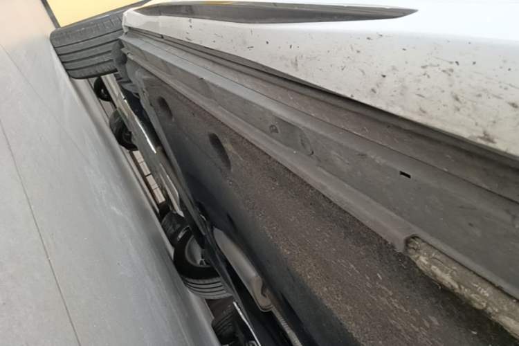 Used Audi Q3 2023 35 TFSI Fashion Dynamic Model (1.4T) Right Side Sill