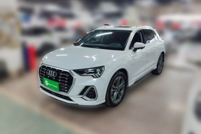 Used Audi Q3 2023 40 TFSI Fashion Dynamic Model