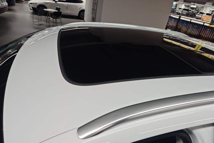 Used Audi Q3 2023 35 TFSI Fashion Dynamic Model (1.5T) Roof