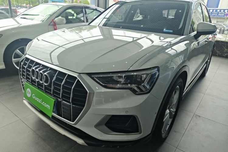 Used Audi Q3 2023 35 TFSI Fashion Elegant Version (1.5T) Guazi used car, China used car export, Used car for sale, Used cars, Cheapest cars for sale