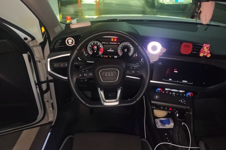 Used Audi Q3 2023 35 TFSI Fashion Dynamic Model (1.5T) Steering Wheel