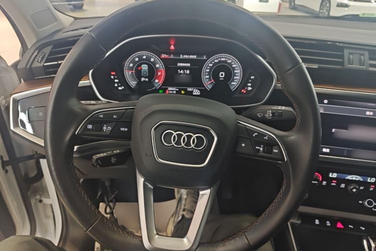 Used Audi Q3 2023 35 TFSI Fashion Elegant Version (1.4T) Steering Wheel