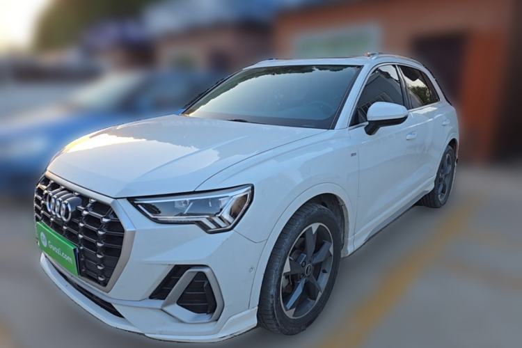Used Audi Q3 2023 35 TFSI Fashion Dynamic Model (1.5T) Guazi used car, China used car export, Used car for sale, Used cars, Cheapest cars for sale
