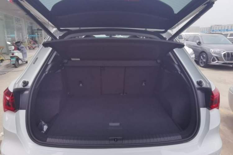 Used Audi Q3 2023 35 TFSI Fashion Dynamic Model (1.4T) Trunk