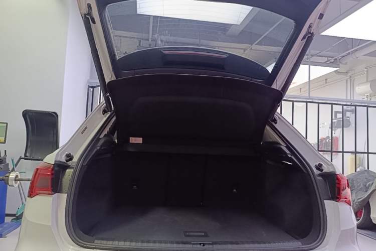 Used Audi Q3 2023 35 TFSI Fashion Dynamic Model (1.5T) Trunk