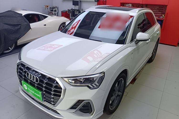 Audi Q3 2023 35 TFSI Fashion Dynamic Model (1.5T) с пробегом Guazi used car, China used car export, Used car for sale, Used cars, Cheapest cars for sale