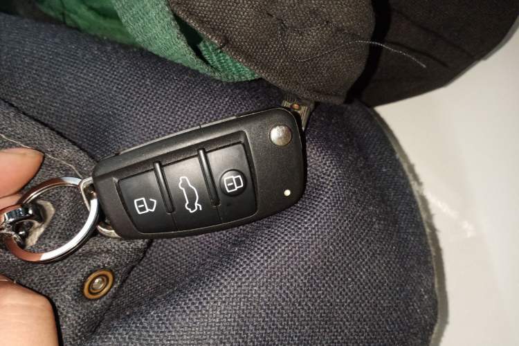 Used Audi Q3 2023 Updated 40 TFSI Fashionable and Dynamic Version Vehicle Key