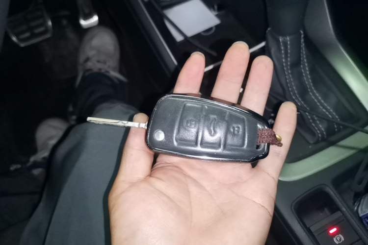 Used Audi Q3 2023 35 TFSI Fashion Dynamic Model (1.5T) Vehicle Key
