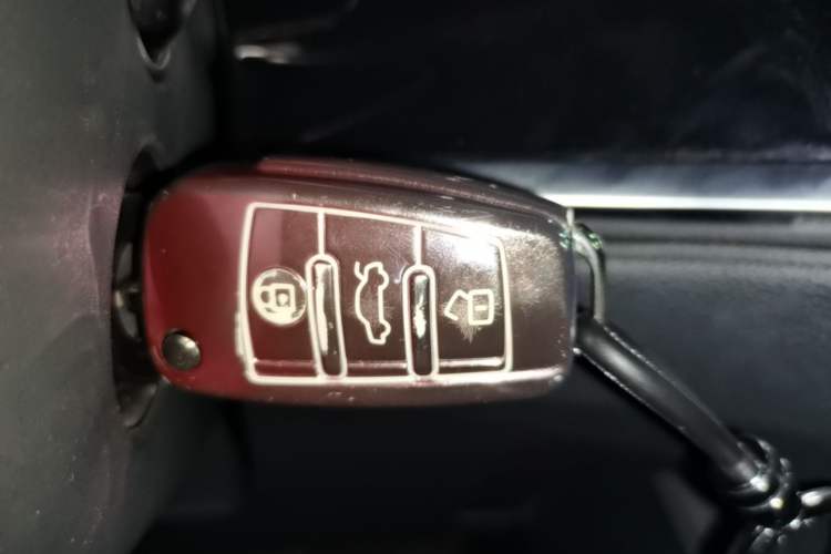 Used Audi Q3 2023 35 TFSI Progressive Dynamic Edition (1.4T) Vehicle Key