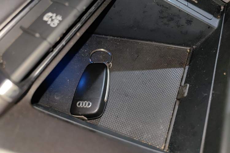 Used Audi Q3 2023 35 TFSI Fashion Dynamic Model (1.4T) Vehicle Key