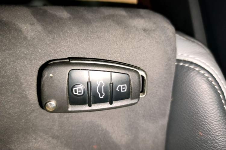 Used Audi Q3 2023 35 TFSI Fashion Dynamic Model (1.5T) Vehicle Key