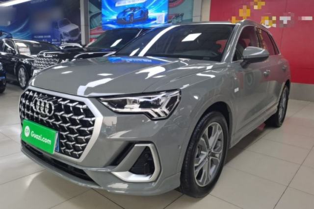 Used Audi Q3 2024 40 TFSI Fashion Dynamic Model