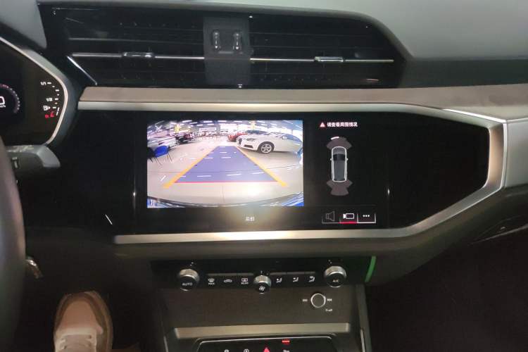 Used Audi Q3 2024 35 TFSI Ambition Dynamic Edition Audio And AC Panel